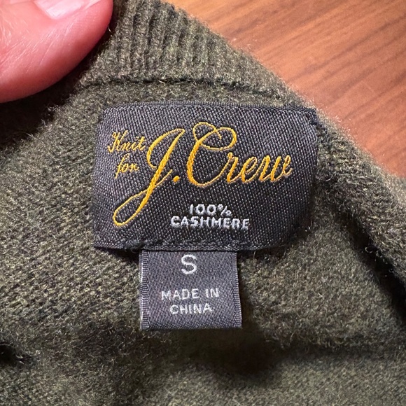J Crew classic crewneck cashmere sweater - as is - size small - Picture 3 of 8
